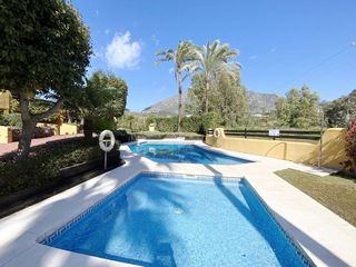 Casa adosada en venta en Nagüeles Alto en Marbella