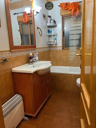 Chalet en venta en Ctra. Circunvalación - La Magdalena en Jaén