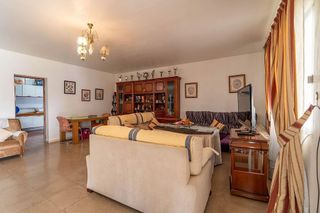 Chalet en venta en Sanlúcar la Mayor