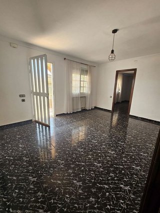 Chalet en venta en Camps Blancs en Sant Boi de Llobregat