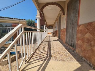 Chalet en venta en Camps Blancs en Sant Boi de Llobregat