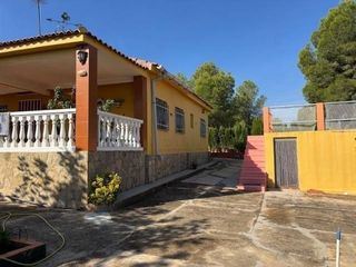 Chalet en venta en Vilamarxant