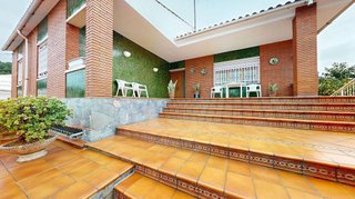 Chalet en venta en La Roureda en Viladecans