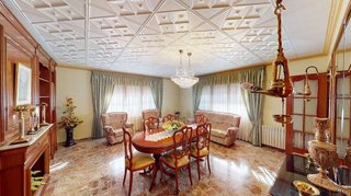 Chalet en venta en La Roureda en Viladecans