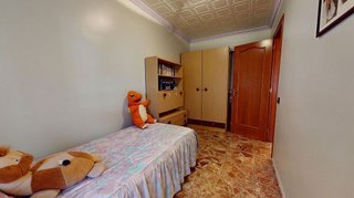 Chalet en venta en La Roureda en Viladecans