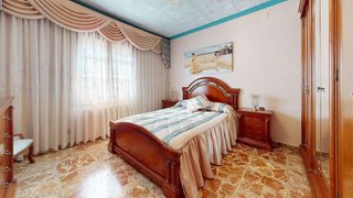 Chalet en venta en La Roureda en Viladecans