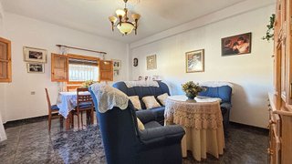 Casa adosada en venta en Loja