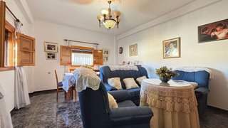 Casa adosada en venta en Loja