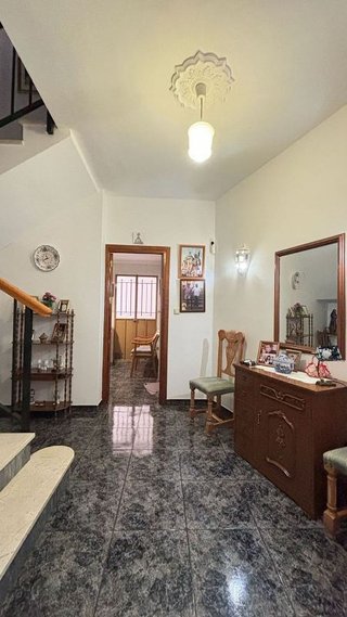 Casa adosada en venta en Loja