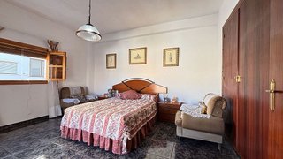 Casa adosada en venta en Loja