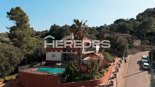 Chalet en venta en Torrelles de Llobregat