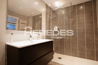 Chalet en venta en Torrelles de Llobregat