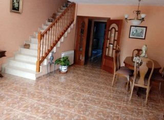 Casa adosada en venta en Santa Maria-Eixample-Sud Sumella en Cubelles