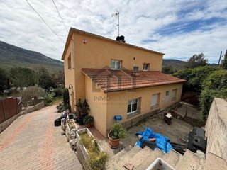 Chalet en venta en Vacarisses