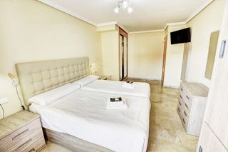 Piso en venta en Torrequebrada en Benalmádena