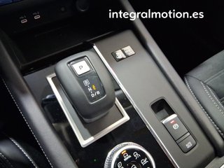 Mitsubishi Outlander PHEV Kaiteki 4WD