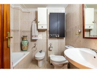 Piso en venta en Altozano - Conde Lumiares en Alicante