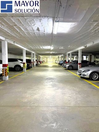 Piso en venta en El Plantinar - Felipe II - Tiro de Línea en Sevilla