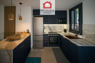 Casa adosada en venta en Centre-El Pedró en Palamós