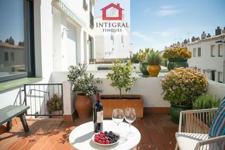 Casa adosada en venta en Centre-El Pedró en Palamós