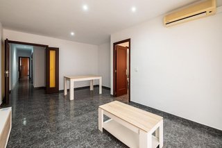 Piso en venta en Centre en Figueres
