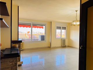 Piso en venta en Eixample Nord – La Devesa en Girona