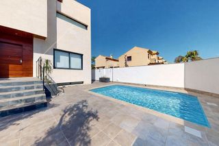 Chalet en venta en Zona Pueblo en Pilar de la Horadada