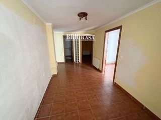 Casa adosada en venta en Ciudad Monumental en Cáceres