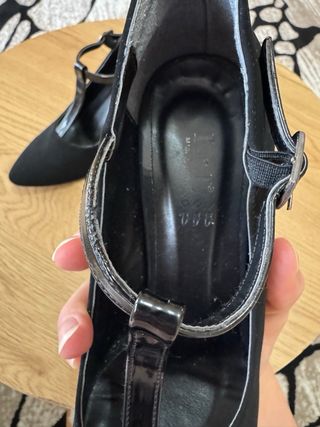 Tacchi Mary Jane neri con cinturino