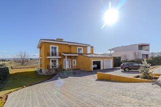 Chalet en venta en Cabanillas del Campo