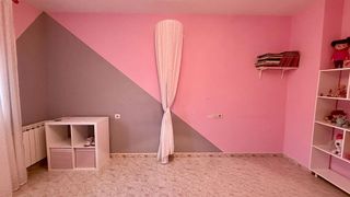 Casa adosada en venta en Cuéllar