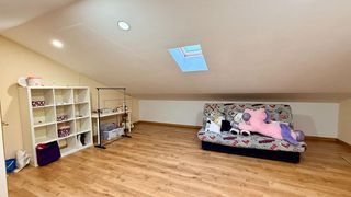 Casa adosada en venta en Cuéllar