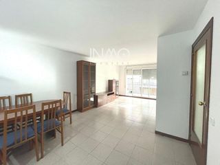 Piso en venta en Zona Mercat en Rubí