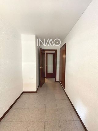 Piso en venta en Zona Mercat en Rubí