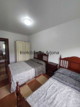 Casa adosada en venta en Lucena