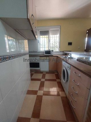 Casa adosada en venta en Lucena