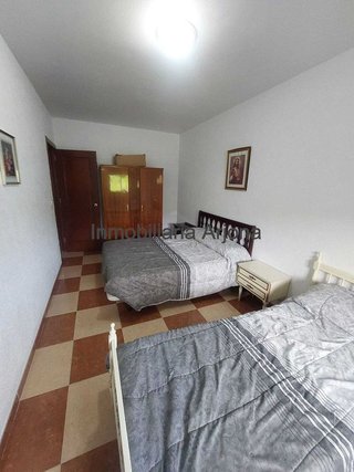 Casa adosada en venta en Lucena