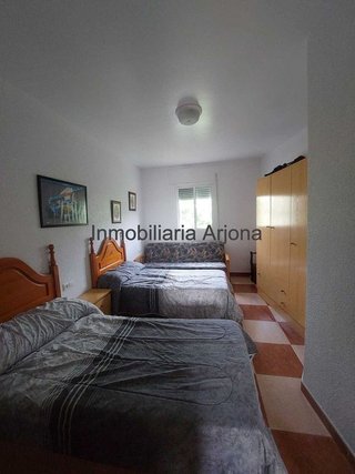 Casa adosada en venta en Lucena