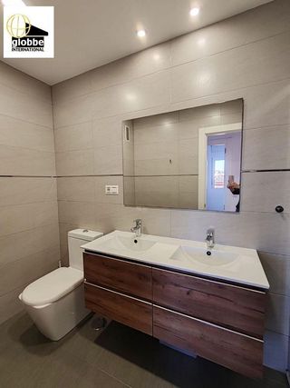 Piso en venta en Parque Ayala - Jardín de la Abadía - Huelín en Málaga