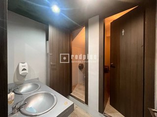 Local comercial en venta en El Bajondillo en Torremolinos