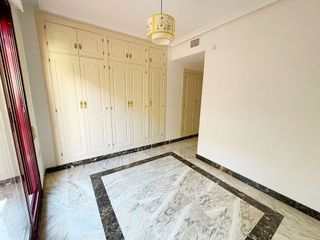 Piso en venta en Puerto Marina en Benalmádena