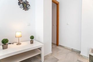 Piso en venta en La Goleta - San Felipe Neri en Málaga