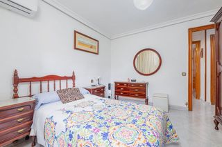 Piso en venta en Tres Huertas - El Torrejón - El Cerezo en Sevilla