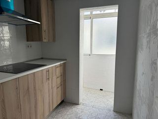 Piso en venta en Virgen del Remedio en Alicante