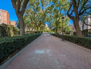 Piso en venta en Nervión en Sevilla