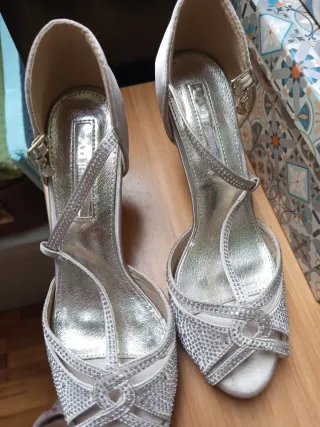 Sandalias Melanie Talla 40 Boda Plata/Blanco