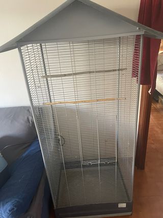 Jaula grande para pájaros