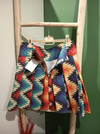 Minifalda estampada mujer