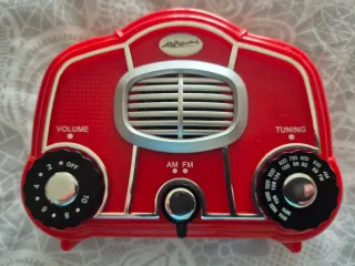 Radio Retro AM/FM Pizza Hut Roja