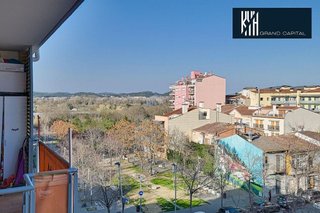 Piso en venta en Santa Eugènia en Girona